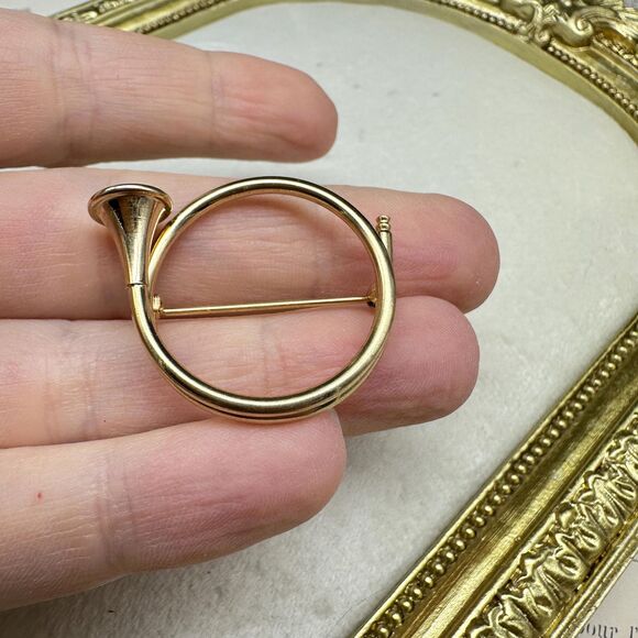 French Horn Brooch Pin Instrument Jewelry - Picture 2 of 6